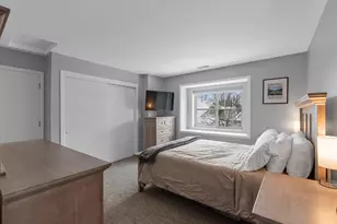 9374 W Loomis Rd, Franklin, WI 53132 - Photo 12