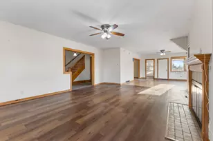 2704 N 46th St, Milwaukee, WI 53210 - Photo 6