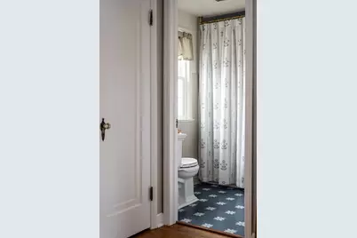 6590 W Hadley St, Milwaukee, WI 53210 - Photo 40