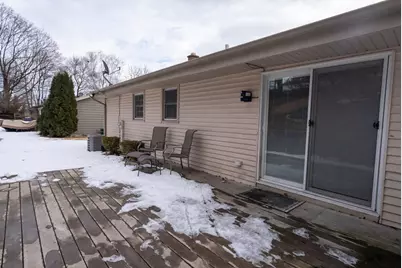 1926  Madison St, Waukesha, WI 53188 - Photo 36