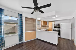 807 79th St, Kenosha, WI 53143 - Photo 6