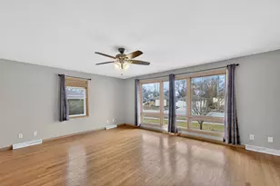 807 79th St, Kenosha, WI 53143 - Photo 4