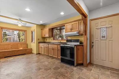 3559  North Shore Dr, Richfield, WI 53033 - Photo 8