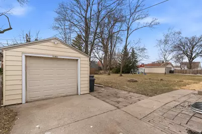 3541 S 46th St, Greenfield, WI 53220 - Photo 24