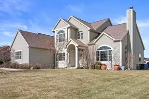 4732 W Woodward Dr, Franklin, WI 53132 - Photo 38