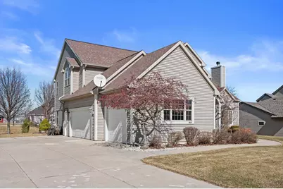 4732 W Woodward Dr, Franklin, WI 53132 - Photo 36