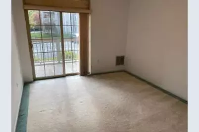 13070 W Bluemound Rd #110, Elm Grove, WI 53122 - Photo 4