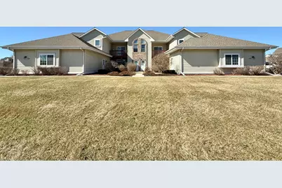 434  Betzer Rd #B, Delavan, WI 53115 - Photo 2