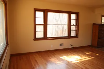 4961 S 92nd St, Greenfield, WI 53228 - Photo 2