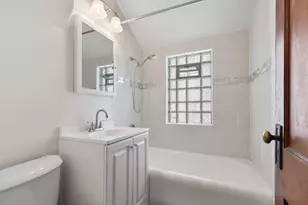 3709 W Miller Ln, Milwaukee, WI 53208 - Photo 16