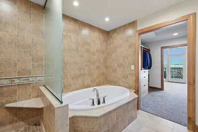 102 N Water St #701, Milwaukee, WI 53202 - Photo 32