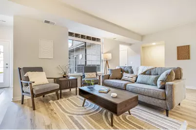 1629  Grey Fox Trl #B, Mukwonago, WI 53149 - Photo 6