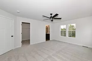 9546 S Bergamont Dr, Franklin, WI 53132 - Photo 30