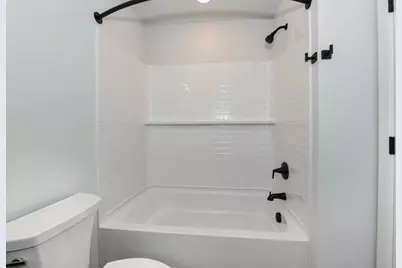 9546 S Bergamont Dr, Franklin, WI 53132 - Photo 38