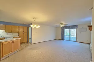 715 Canterberry Ct, West Bend, WI 53090 - Photo 2