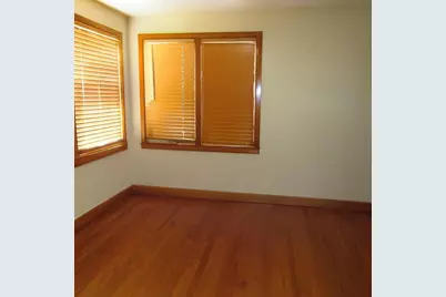 202  Oak St #204, Sheboygan Falls, WI 53085 - Photo 6