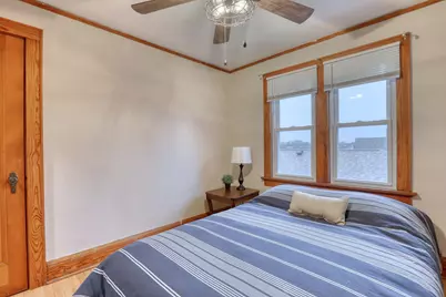 2338 S 98th St, West Allis, WI 53227 - Photo 14