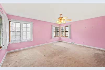 7009  Wellauer Dr, Wauwatosa, WI 53213 - Photo 18