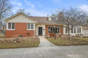 7009 Wellauer Dr, Wauwatosa, WI 53213 - Photo 26