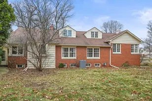 7009 Wellauer Dr, Wauwatosa, WI 53213 - Photo 28