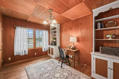 7009  Wellauer Dr, Wauwatosa, WI 53213 - Photo 20