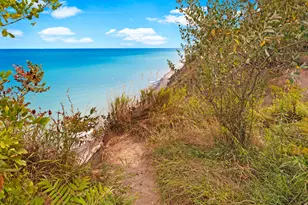 1185 Harmony Ln, Grafton, WI 53024 - Photo 22