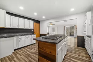 W4103 Woodland Dr, Geneva, WI 53147 - Photo 12
