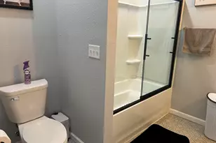 3171 S 9th St, Milwaukee, WI 53215 - Photo 8