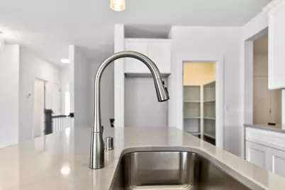 845  Stirling Dr #Bldg 23, Unit 46, Oconomowoc, WI 53066 - Photo 8