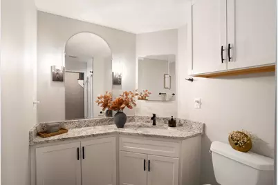 3850  Klondike Ct #B, Brookfield, WI 53045 - Photo 4