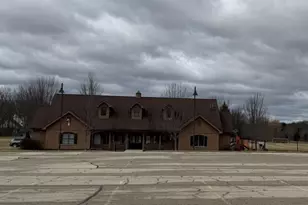 N34W23866 Grace Ave, Pewaukee, WI 53072 - Photo 46