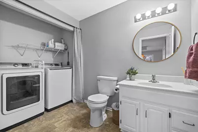 N34W23866  Grace Ave #A, Pewaukee, WI 53072 - Photo 8