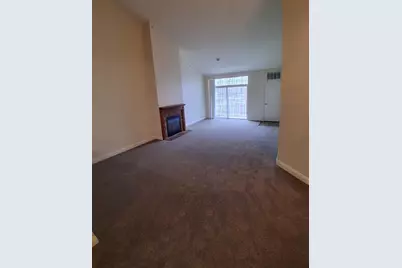 2135  Rainbow Lake Ln #124, West Bend, WI 53090 - Photo 6