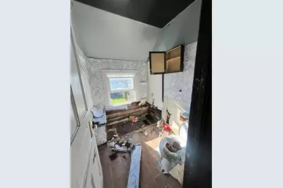 2832 N 14th St, Milwaukee, WI 53206 - Photo 8