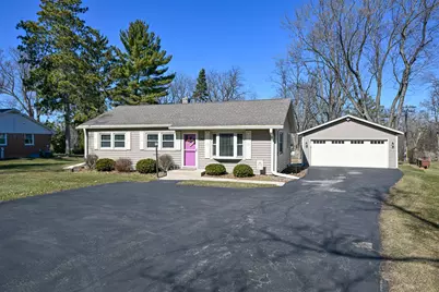 1213  Main St, Delafield, WI 53018 - Photo 4