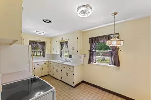 N68W29376 Hartling Rd, Merton, WI 53029 - Photo 8