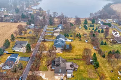 W5665  Lakeshore Dr, Sugar Creek, WI 53121 - Photo 36