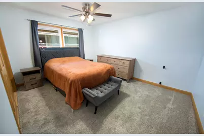 8825 W Morgan Ave, Milwaukee, WI 53228 - Photo 8