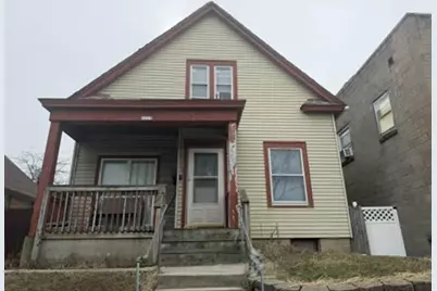 6223 W Lincoln Ave, West Allis, WI 53219 - Photo 1