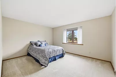 1045  Lansdowne Ct, Brookfield, WI 53045 - Photo 18