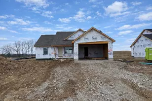 220 Linden Ln, Delavan, WI 53115 - Photo 2