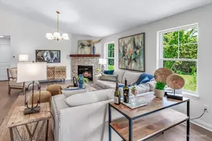 216 Linden Ln, Delavan, WI 53115 - Photo 8