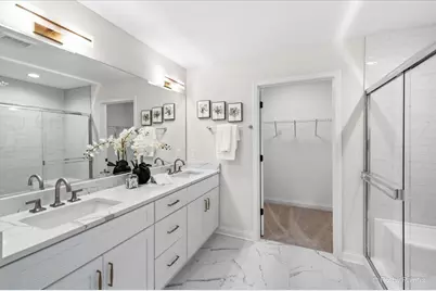 216  Linden Ln, Delavan, WI 53115 - Photo 12