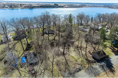 W7747  Wisconsin Pkwy, Richmond, WI 53121 - Photo 4