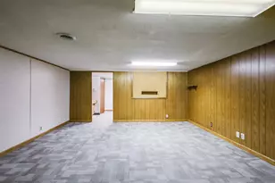 3702 Schroeder Dr, Manitowoc, WI 54220 - Photo 24