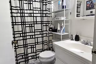 3901 Country Pl, Sheboygan, WI 53081 - Photo 14