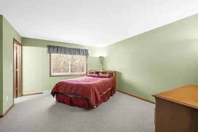 1423  Lower Forest Ct, West Bend, WI 53090 - Photo 8