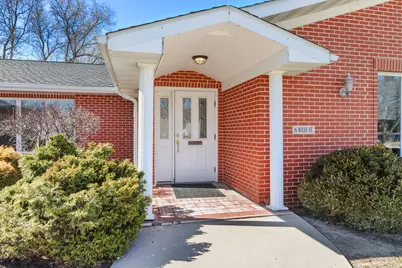 6 N West St, Elkhorn, WI 53121 - Photo 4