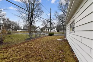 130 Buckingham Ln, Madison, WI 53714 - Photo 40