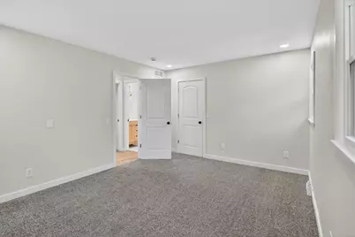 130  Buckingham Ln, Madison, WI 53714 - Photo 14